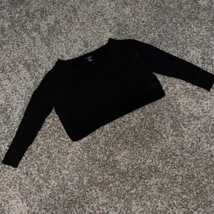 Cropped sweater black size s